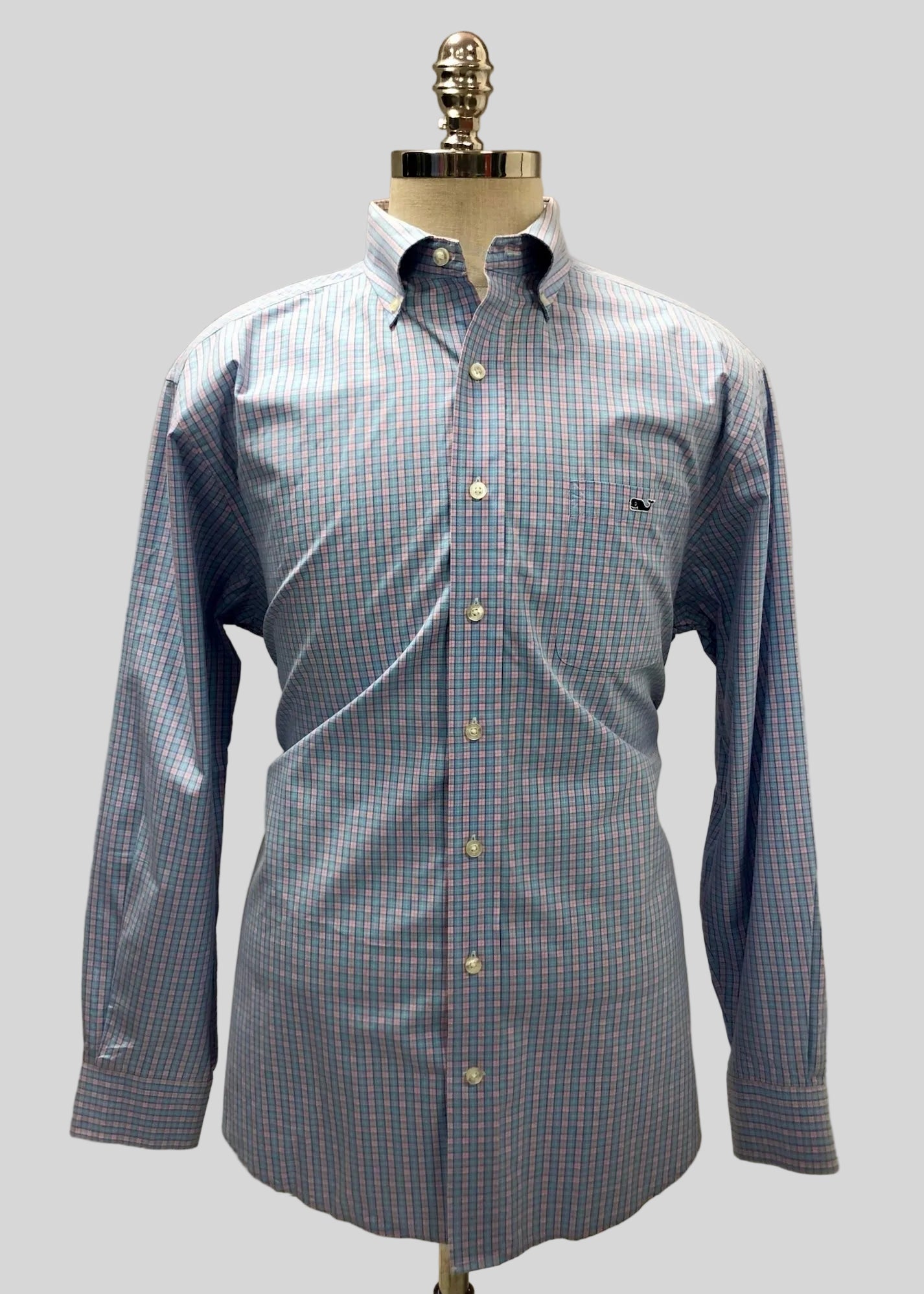 Camisa de botones Vineyard Vines 🐳 de cuadros en color rosado y celeste Talla L Entalle Clásico