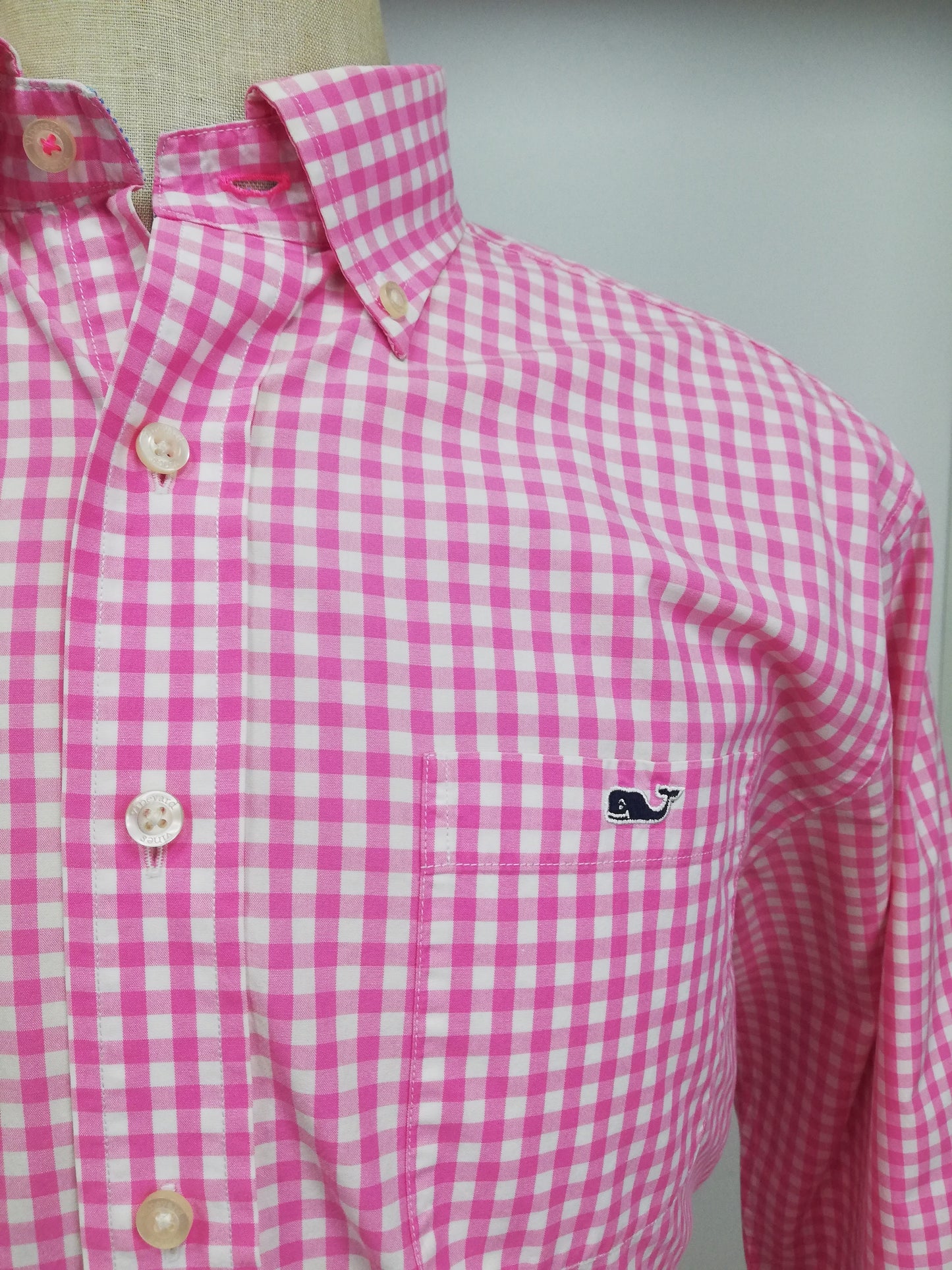 Camisa de cuadros Vineyard Vines 🐳 de cuadros gingham en color rosado y blanco Talla M Entalle Clásico