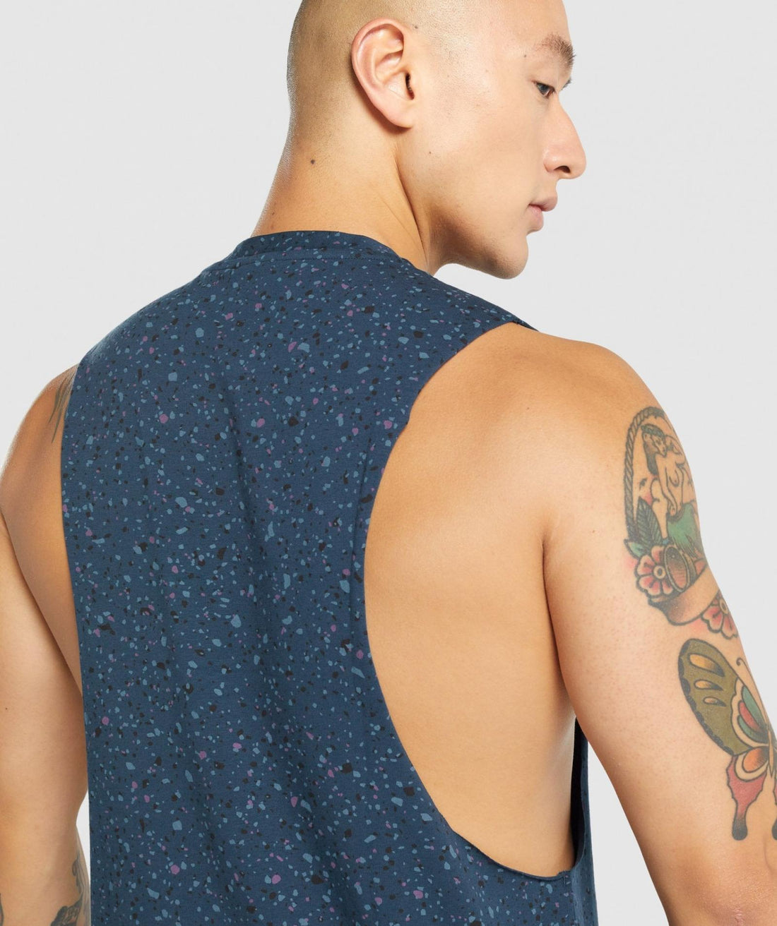 Camiseta de entrenamiento sin mangas Gymshark 🏋🏽 Diseño en color azul, celeste y negro Talla M