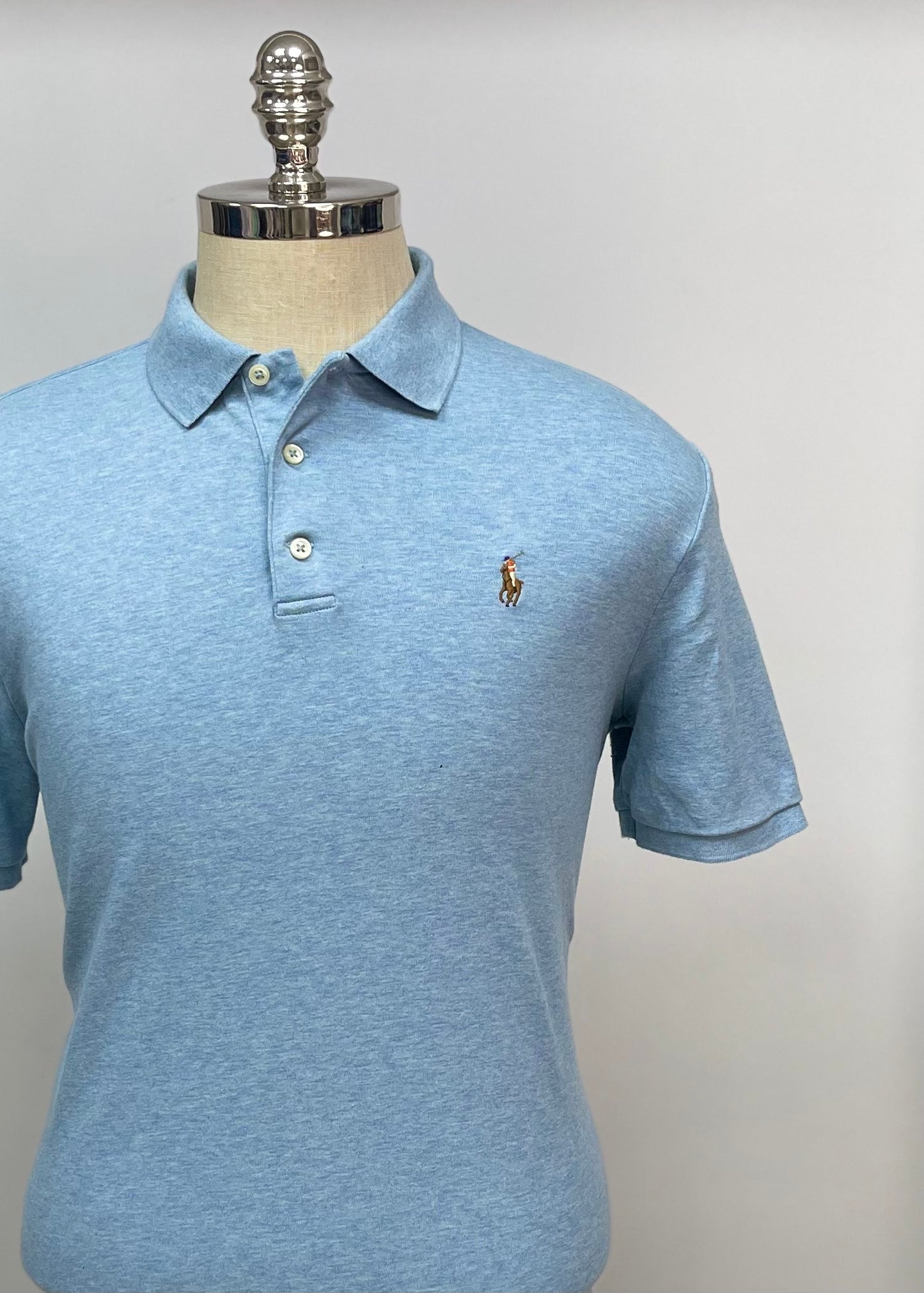 Camiseta Polo Ralph Lauren 🏇🏼 color celeste Talla M Entalle Clásico