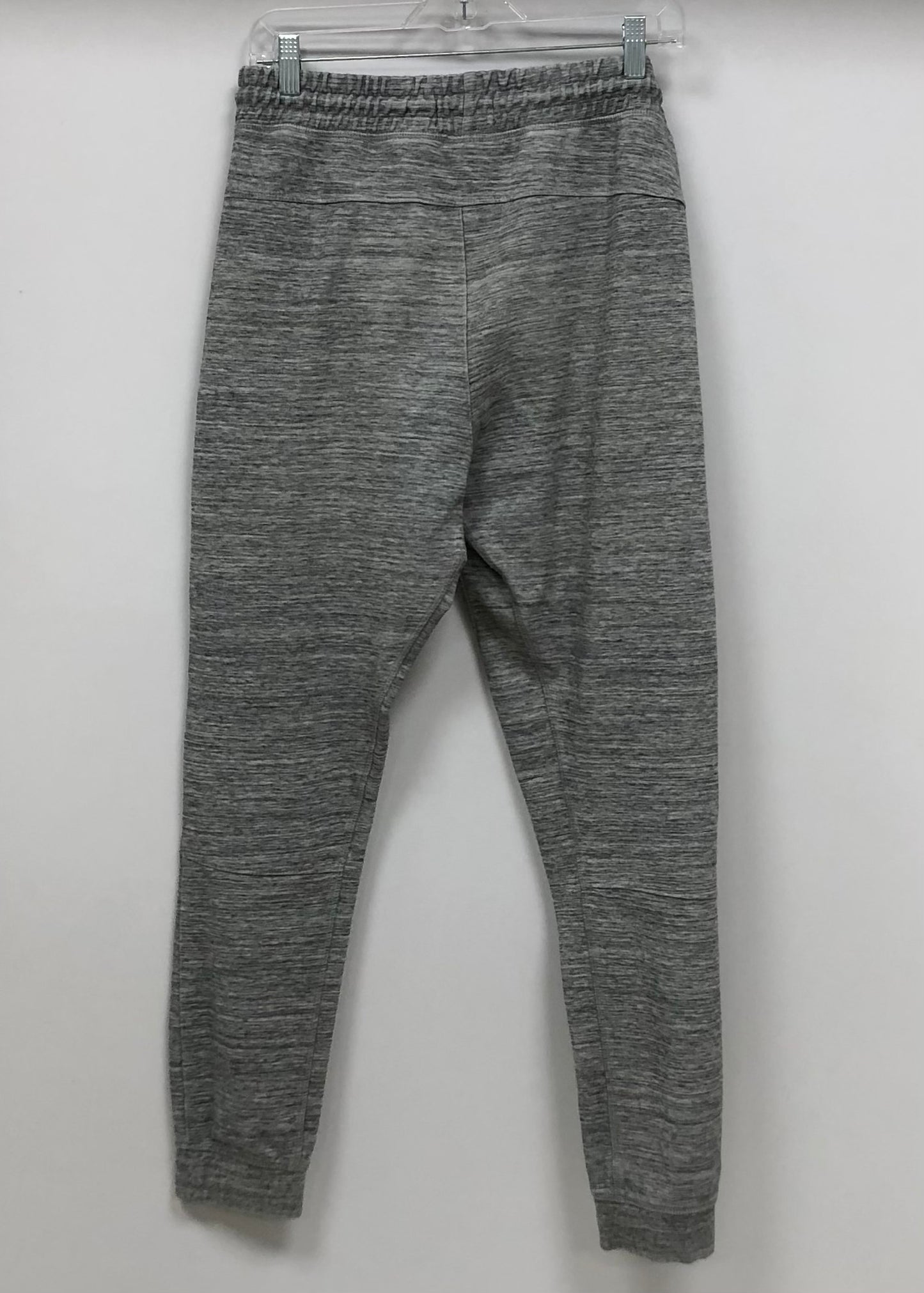 Pantalon Jogger marca H&M suecia 🇸🇪 en color gris degradado Talla M Entalle Slim