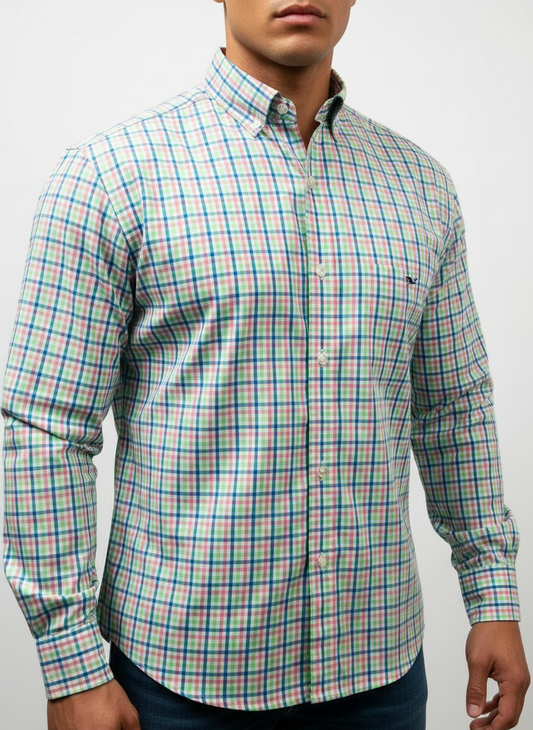 Camisa de botones Vineyard Vines 🐳 color blanco de cuadros en rosado, azul y verde Talla M Entalle Clásico