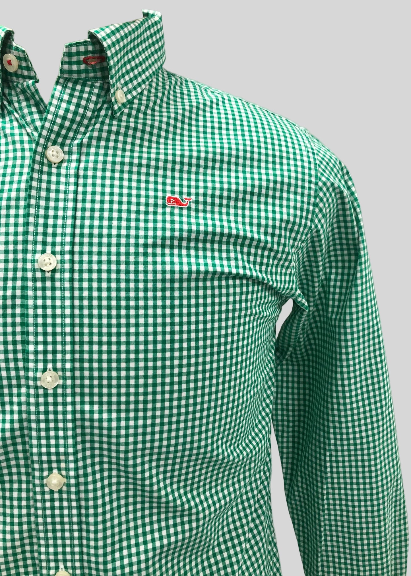 Camisa de niño Vineyard Vines 🐳 con patrón de cuadros en color blanco y verde Talla L Entalle Regular
