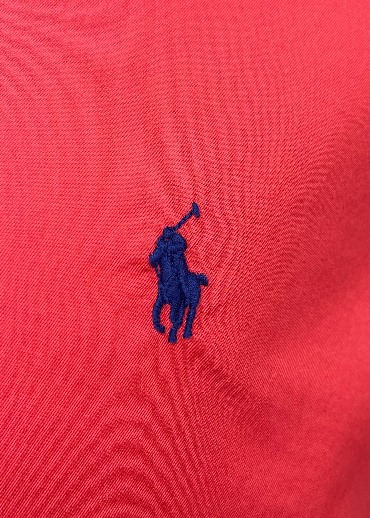 Camisa de botones Polo Ralph Lauren 🏇🏼 en color rosado magenta Talla M Entalle Regular