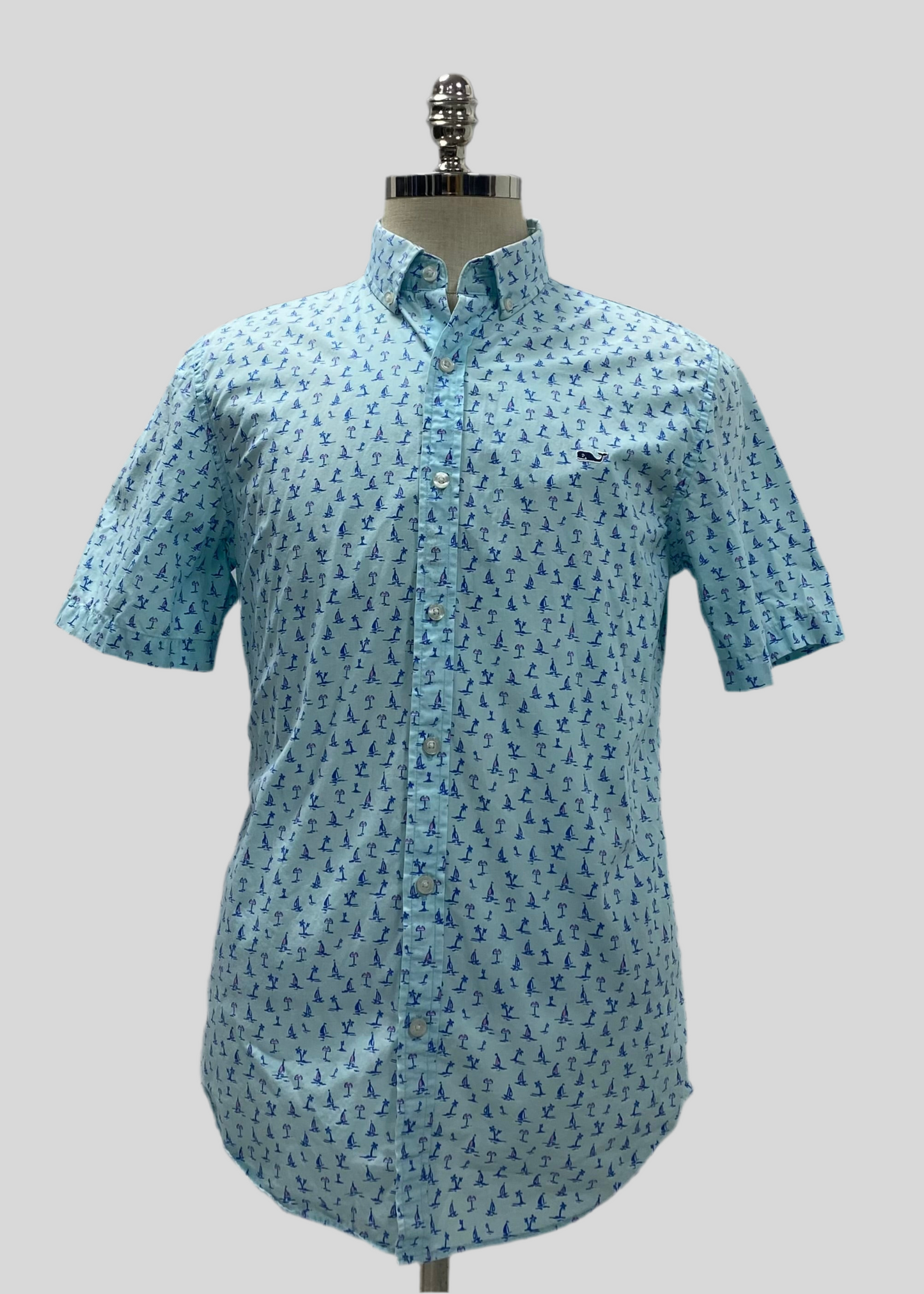 Camisa de botones Vineyard Vines 🐳 color celeste con diseño de islas Talla M Entalle Slim Fit (ver descripción)