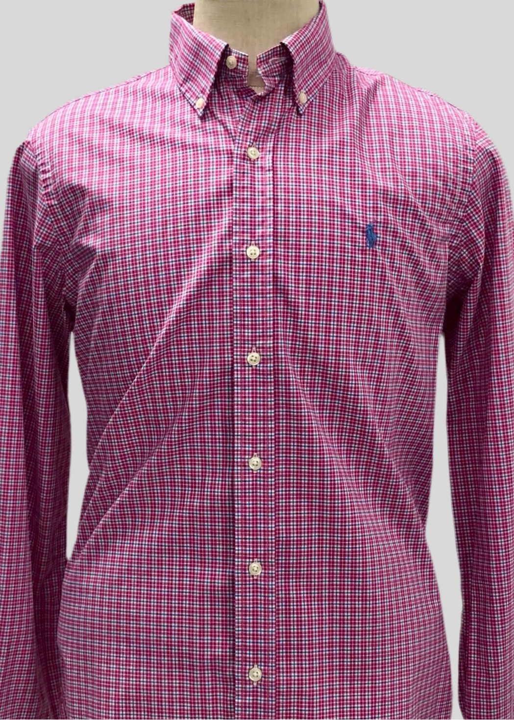 Camisa Polo Ralph Lauren 🏇🏼 con patron de cuadros rojo, azul y blanco Talla M Entalle Regular