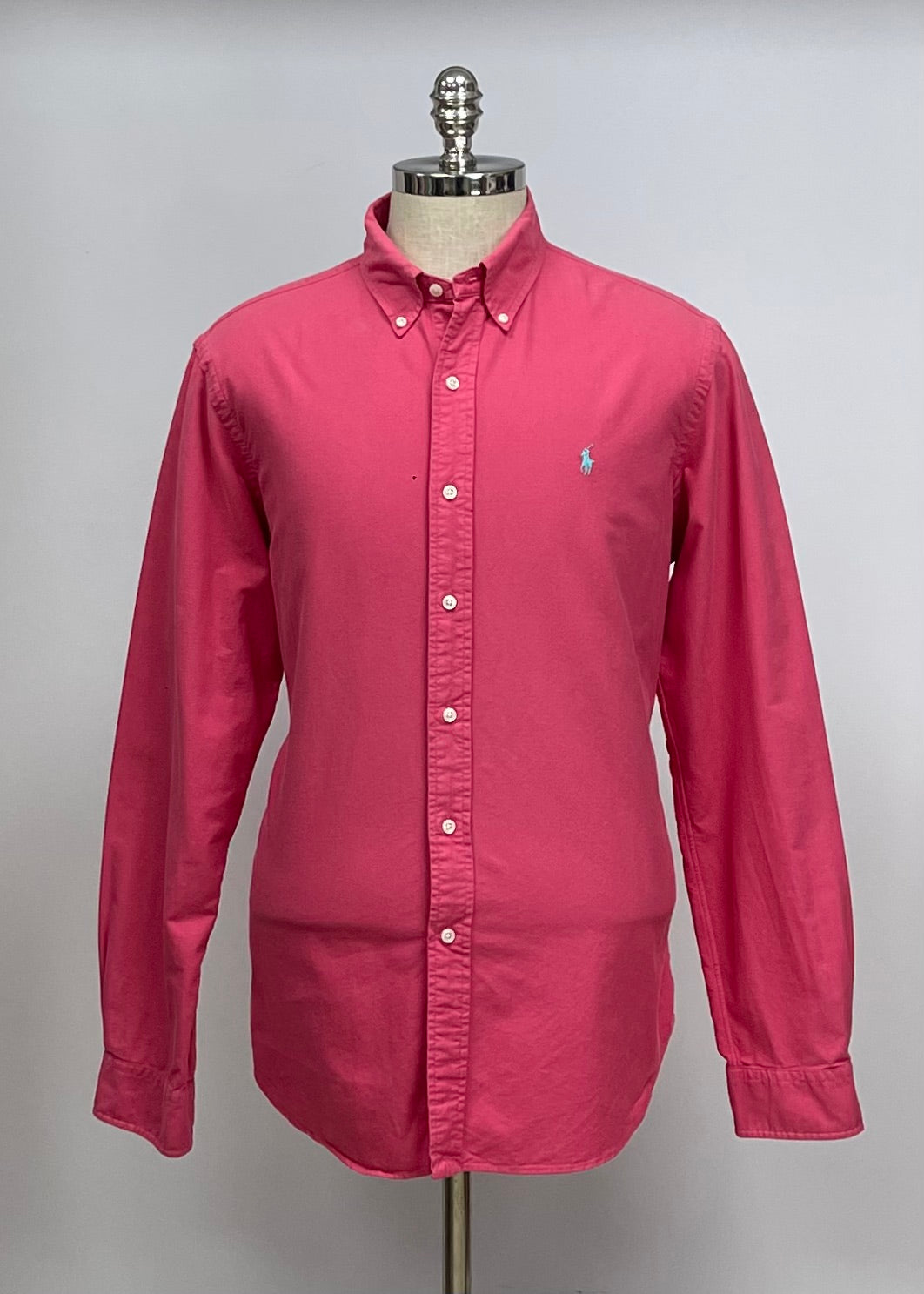 Camisa de botones Polo Ralph Lauren 🏇🏼 Oxford en color rosado magenta Talla L Entalle Regular