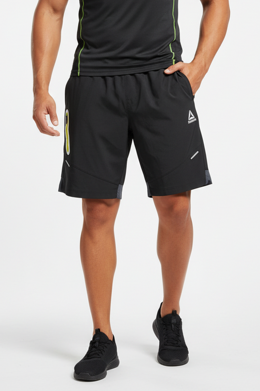 Short Deportivo Reebok 🏋🏼‍♂️ Tela performance color negro con logotipo reflectante en blanco talla S