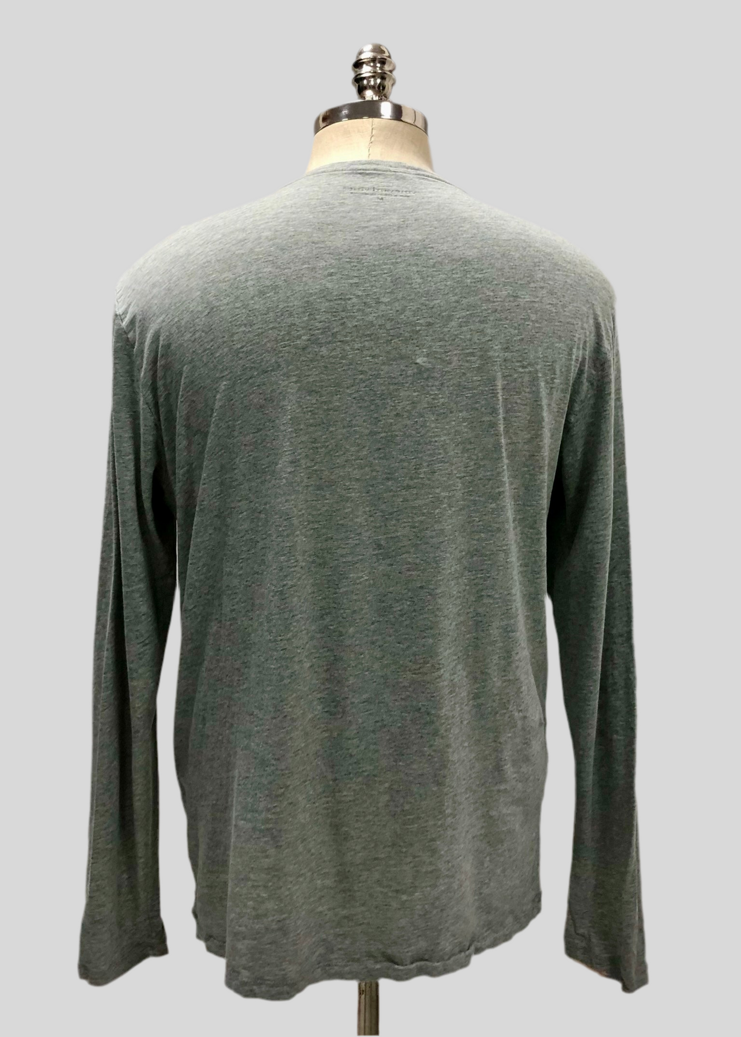 Camiseta cuello redondo Vineyard Vines 🐳 color gris manga larga Talla M