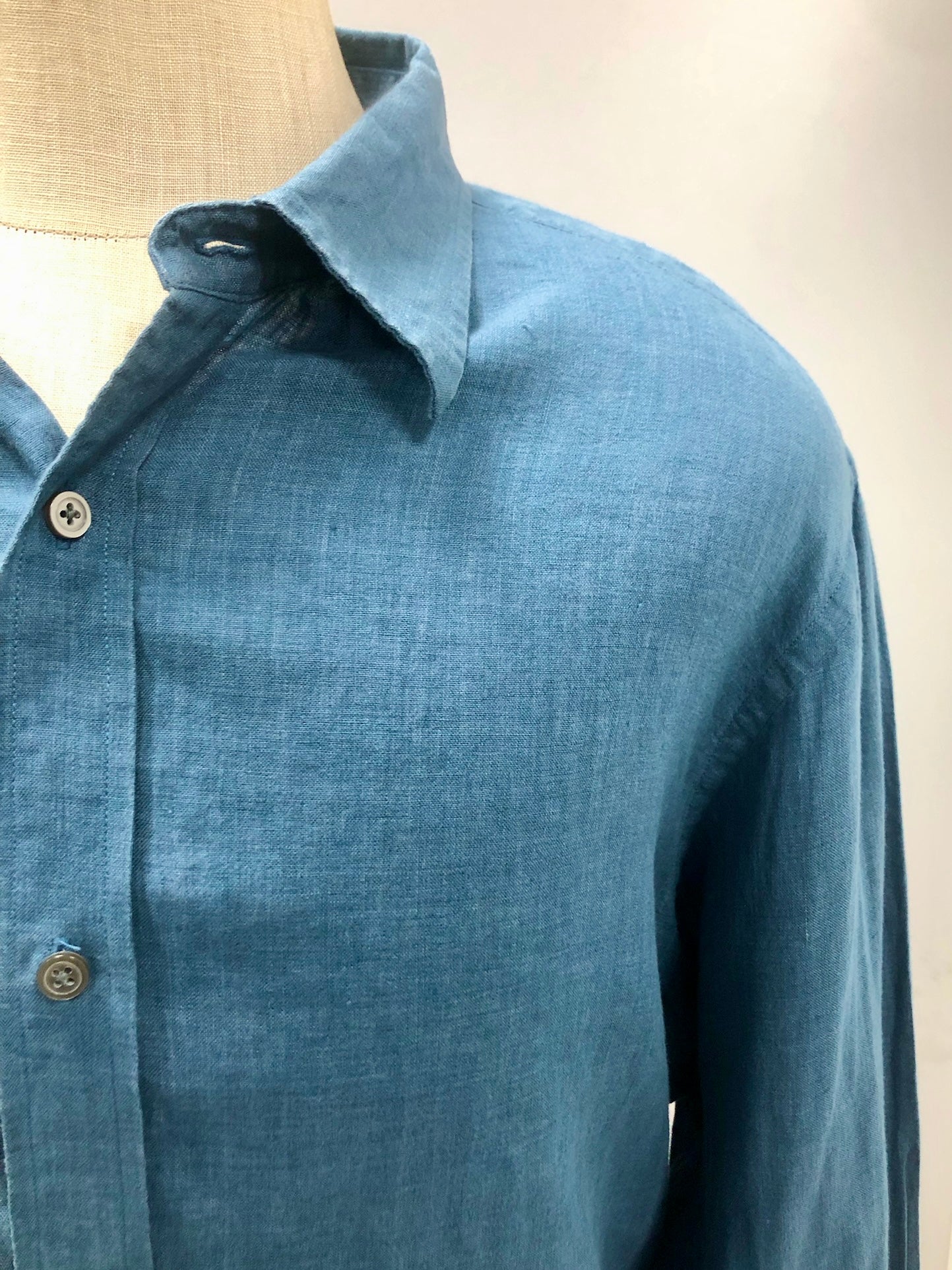 Camisa de botones Banana Republic 🇺🇸 De lino color azul grisáceo Talla XXL Entalle Regular