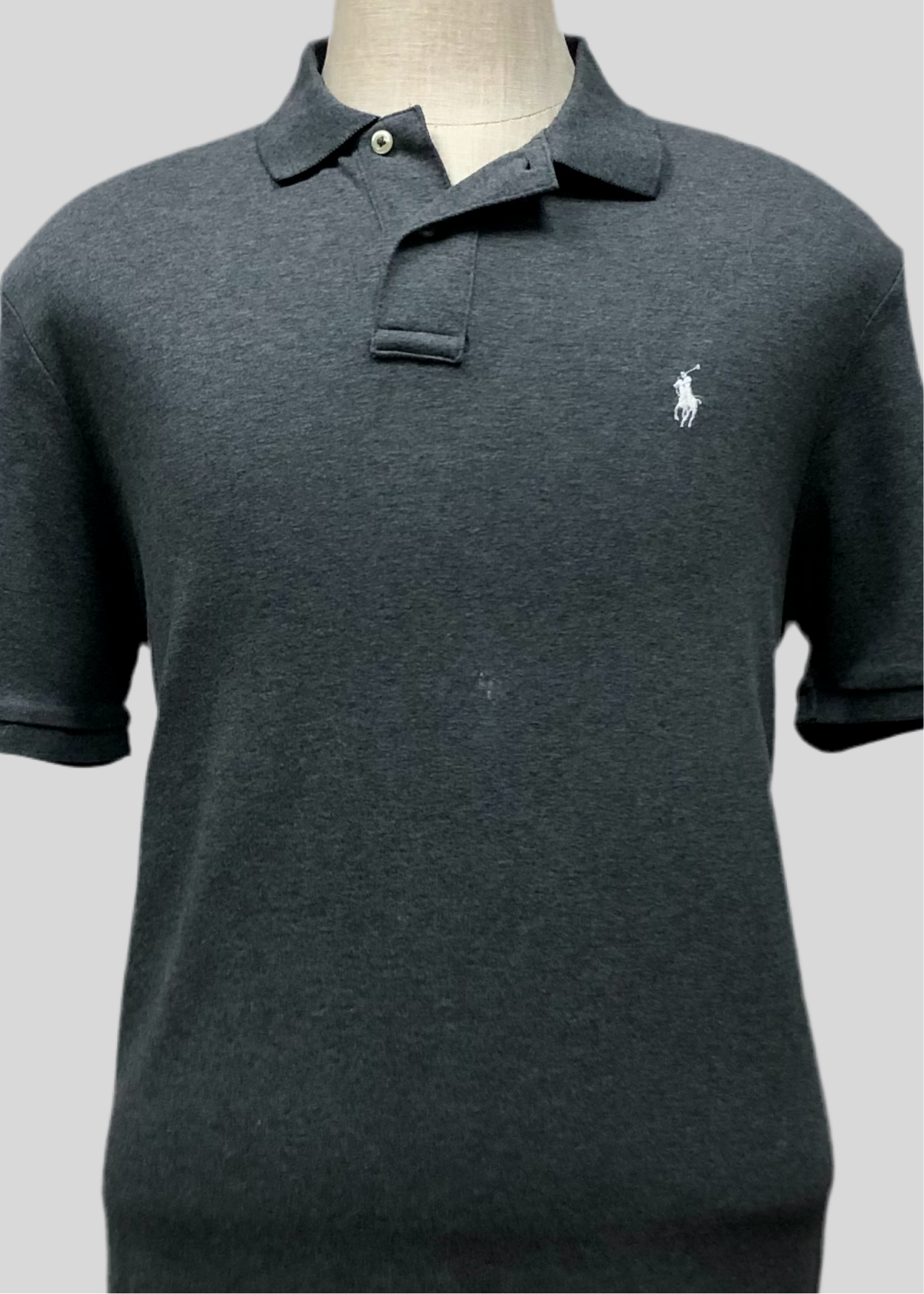 Camiseta Polo Ralph Lauren 🏇🏼 color gris oscuro con Talla L Entalle Regular (ver descripción)