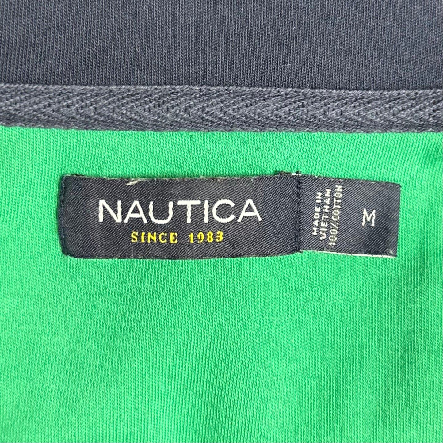 Sueter Jersey Nautica ⚓️ color verde con logo tradicional Talla M