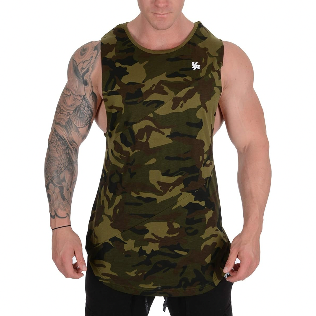 Camiseta de entrenamiento sin mangas YoungLA 🏋🏽 diseño de camuflaje en color verde oliva y logo en blanco Talla L