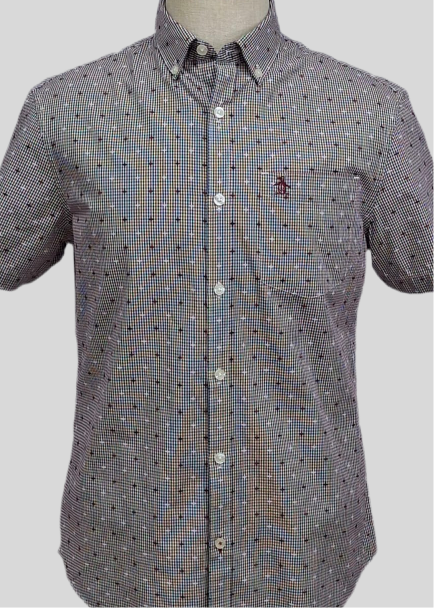 Camisa Original Penguin 🐧 de cuadros en color rojo, negro y blanco Talla M Entalle Regular