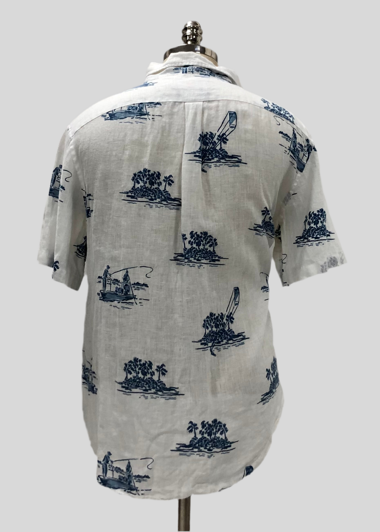 Camisa de lino Vineyard Vines 🐳 color blanco con diseño de pesca en color azul Talla L Entalle Clásico