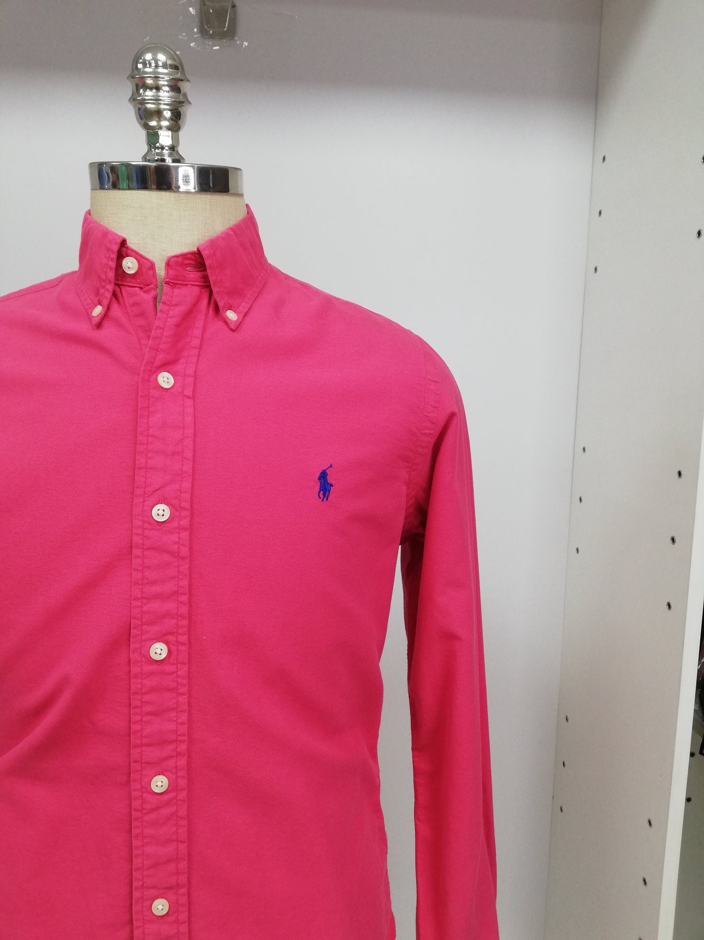 Camisa de botones Polo Ralph Lauren 🏇🏼 color rosado magenta Talla S Entalle Regular (ver descripción)