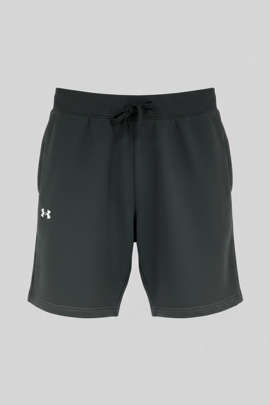 Short Lounge Under Armour 🏋🏼‍♂️ color gris oscuro y logo en blanco Talla L