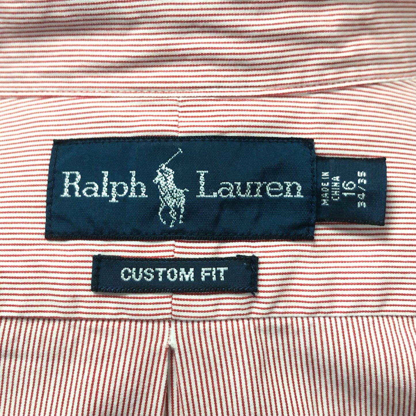 Camisa de botones Polo Ralph Lauren 🏇🏼 con patron de finas rayas en color rojo y blanco Talla L Entalle Custom Fit