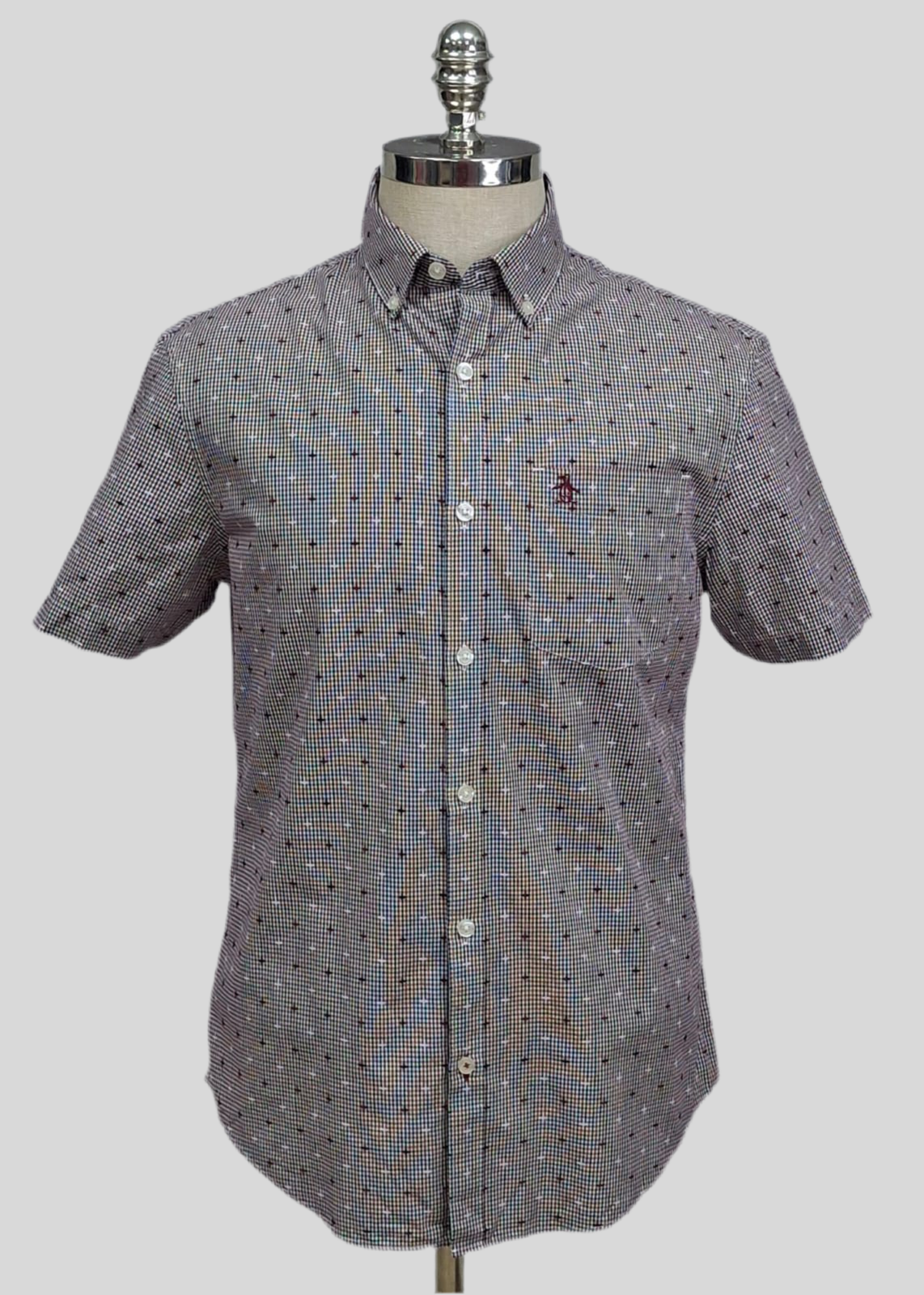 Camisa Original Penguin 🐧 de cuadros en color rojo, negro y blanco Talla M Entalle Regular