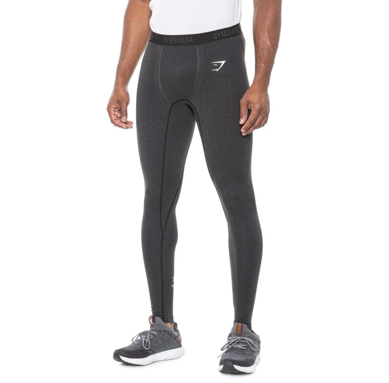 Malla de entrenamiento Gymshark 🏋🏽 para hombre en Color negro y logo en blanco Talla L