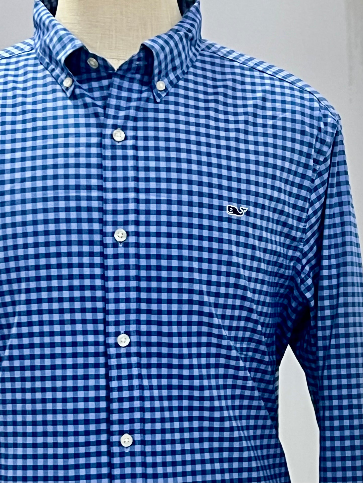 Camisa Vineyard Vines 🐳 Performance de cuadros gingham en color celeste y azul Talla XL Entalle Clásico
