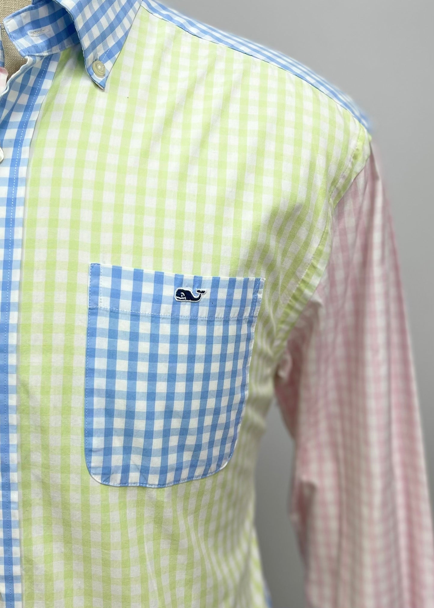 Camisa de botones Vineyard Vines 🐳 con patrón de cuadros multicolor Talla L Entalle Regular