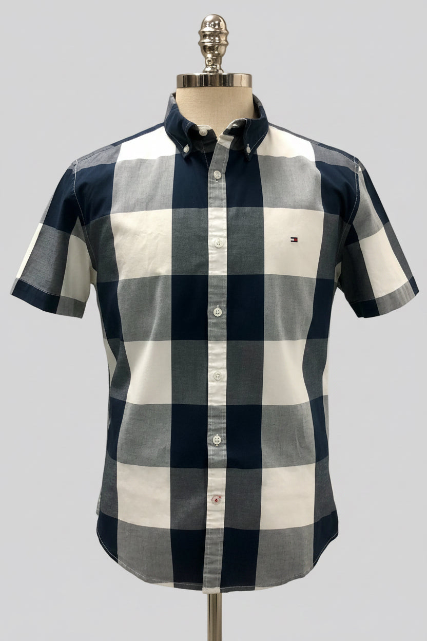 Camisa de botones Tommy Hilfiger 🇺🇸 de cuadros en color negro y blanco Talla L Entalle Slim Fit
