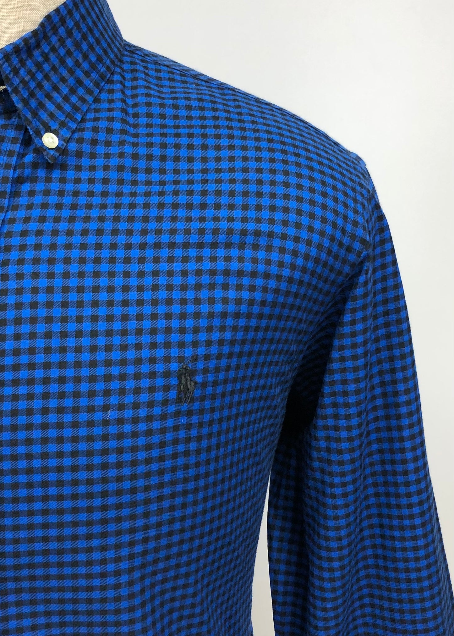 Camisa Polo Ralph Lauren 🏇🏼 con patron de cuadros gingham azul y negro Talla L Entalle Regular