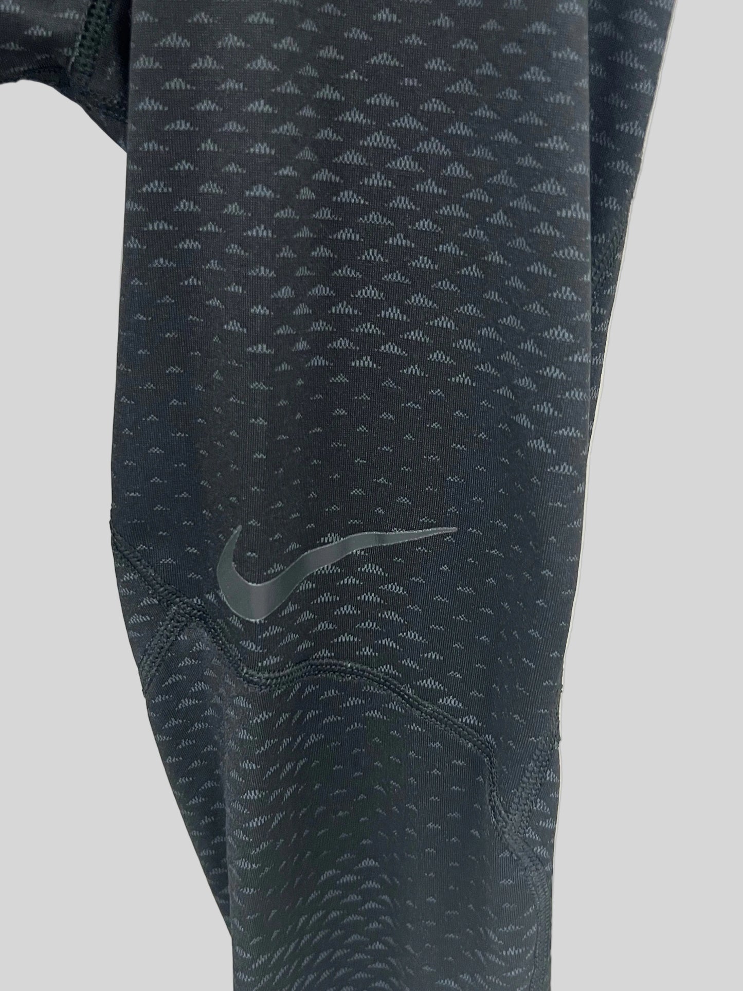 Malla de entrenamiento licra Nike ✔️ Pro Dri-FIT de 3/4 de largo para hombre en Color negro con tríptico en gris Talla L