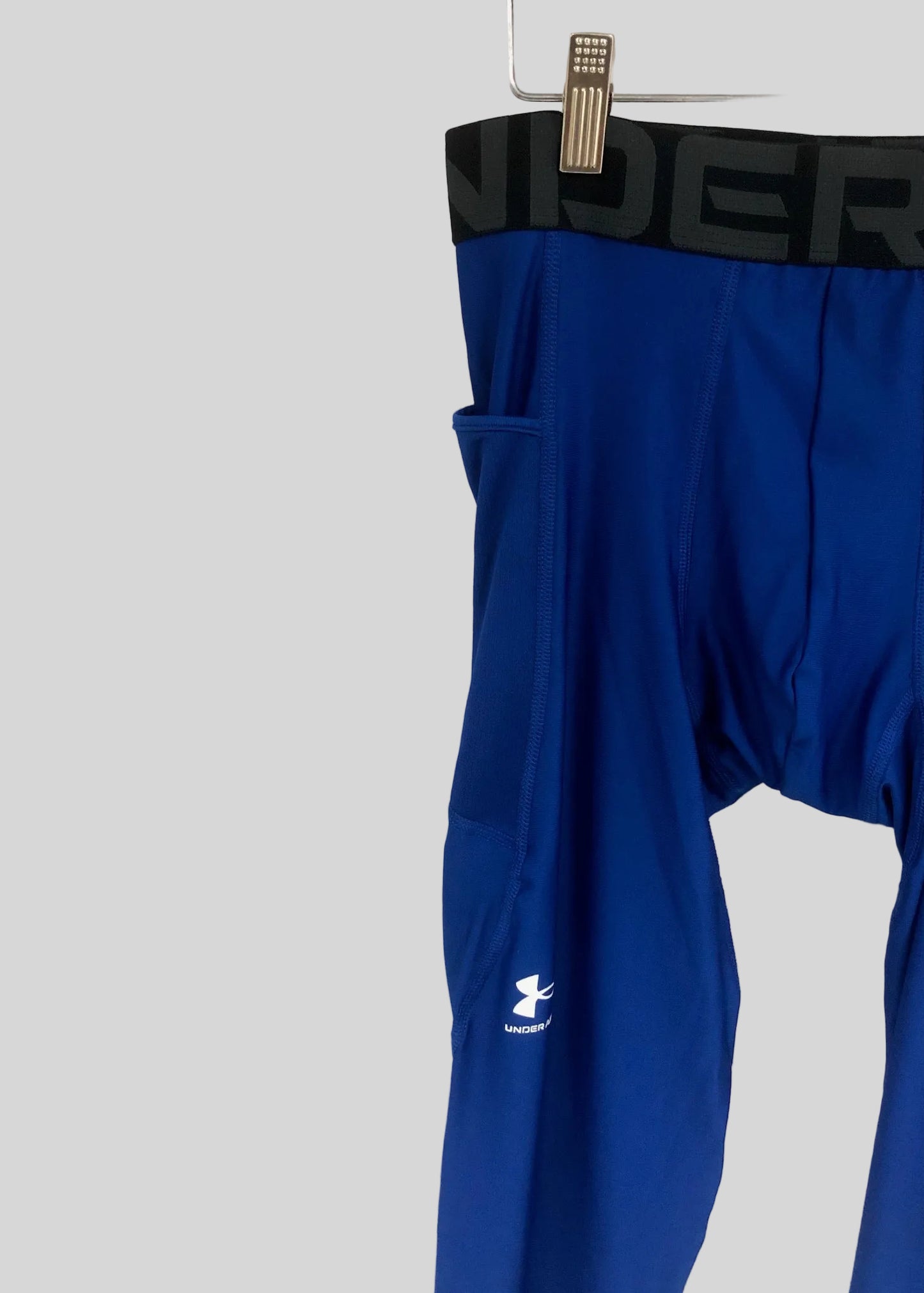 Malla de entrenamiento licra Under Armour 🏋🏽 Pro Dri-FIT 3/4 para hombre en Color azul y cintura negro Talla L