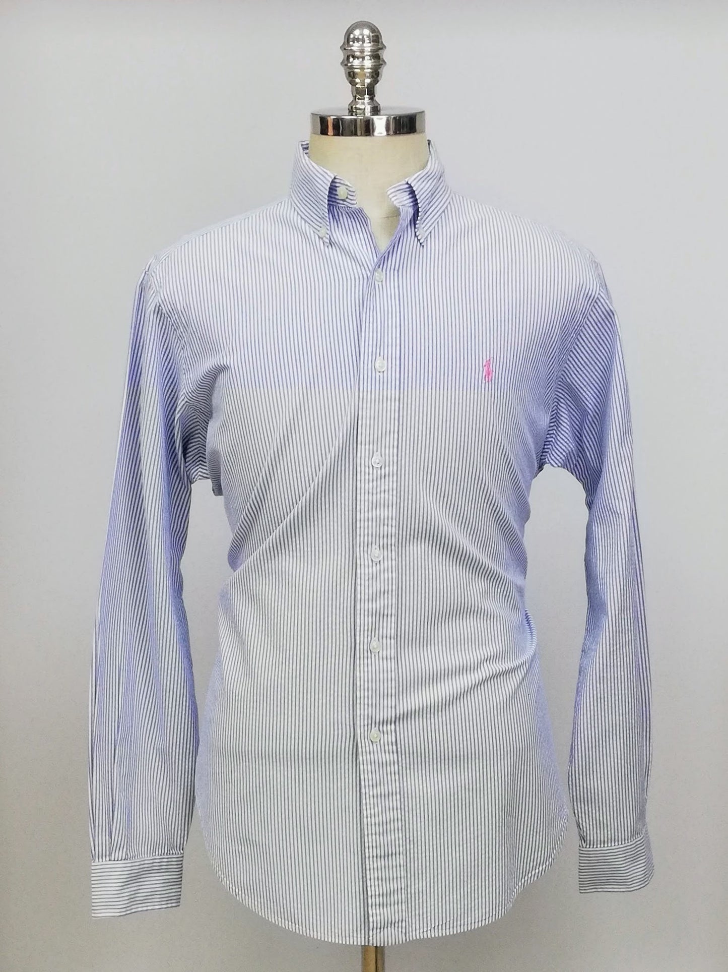 Camisa Polo Ralph Lauren 🏇🏼  Color blanco con patrón de rayas en celeste Seersucker Talla L Entalle Clásico (ver descripción)