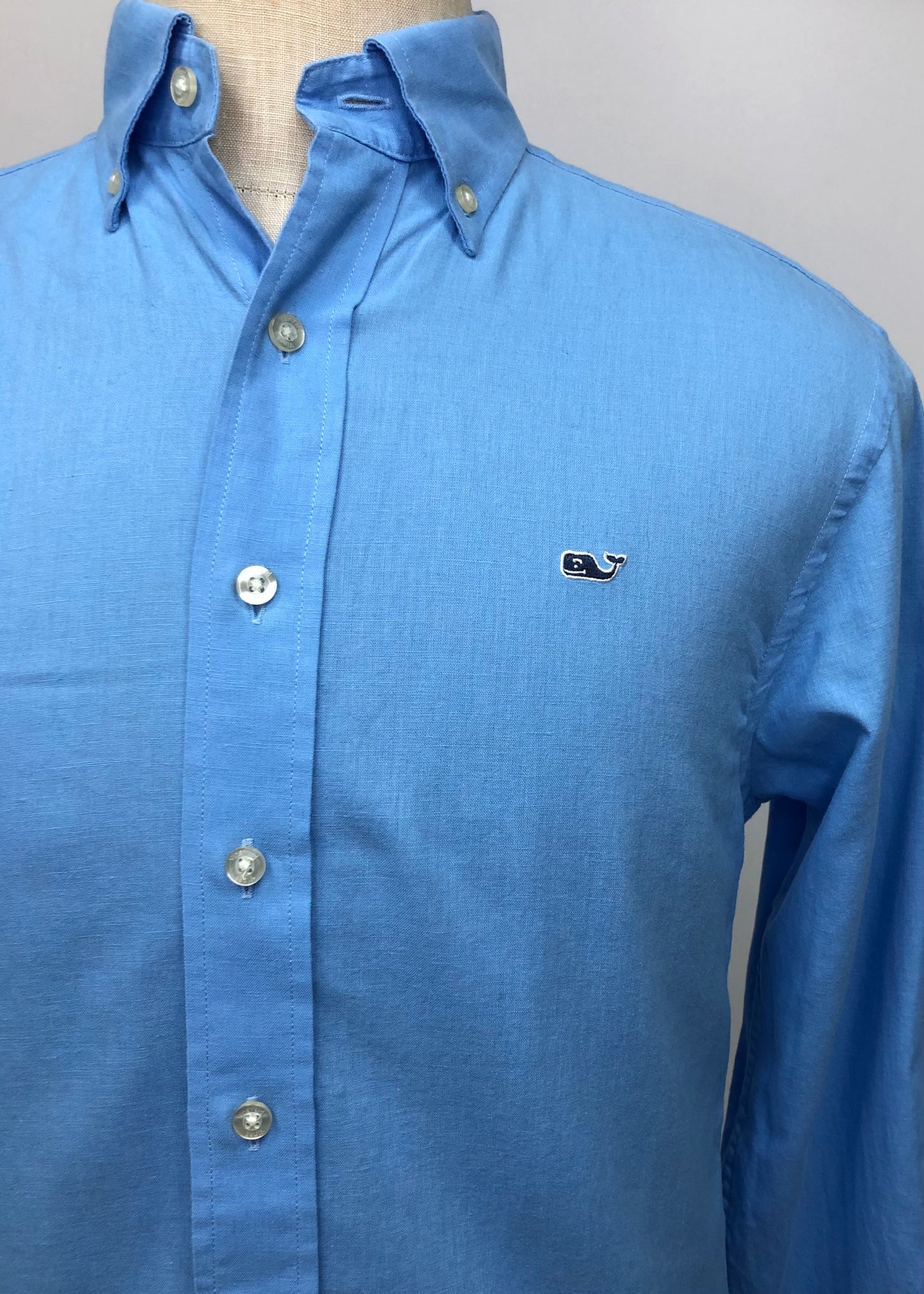 Camisa de botones Vineyard Vines 🐳  de lino color azul Talla S Entalle Regular