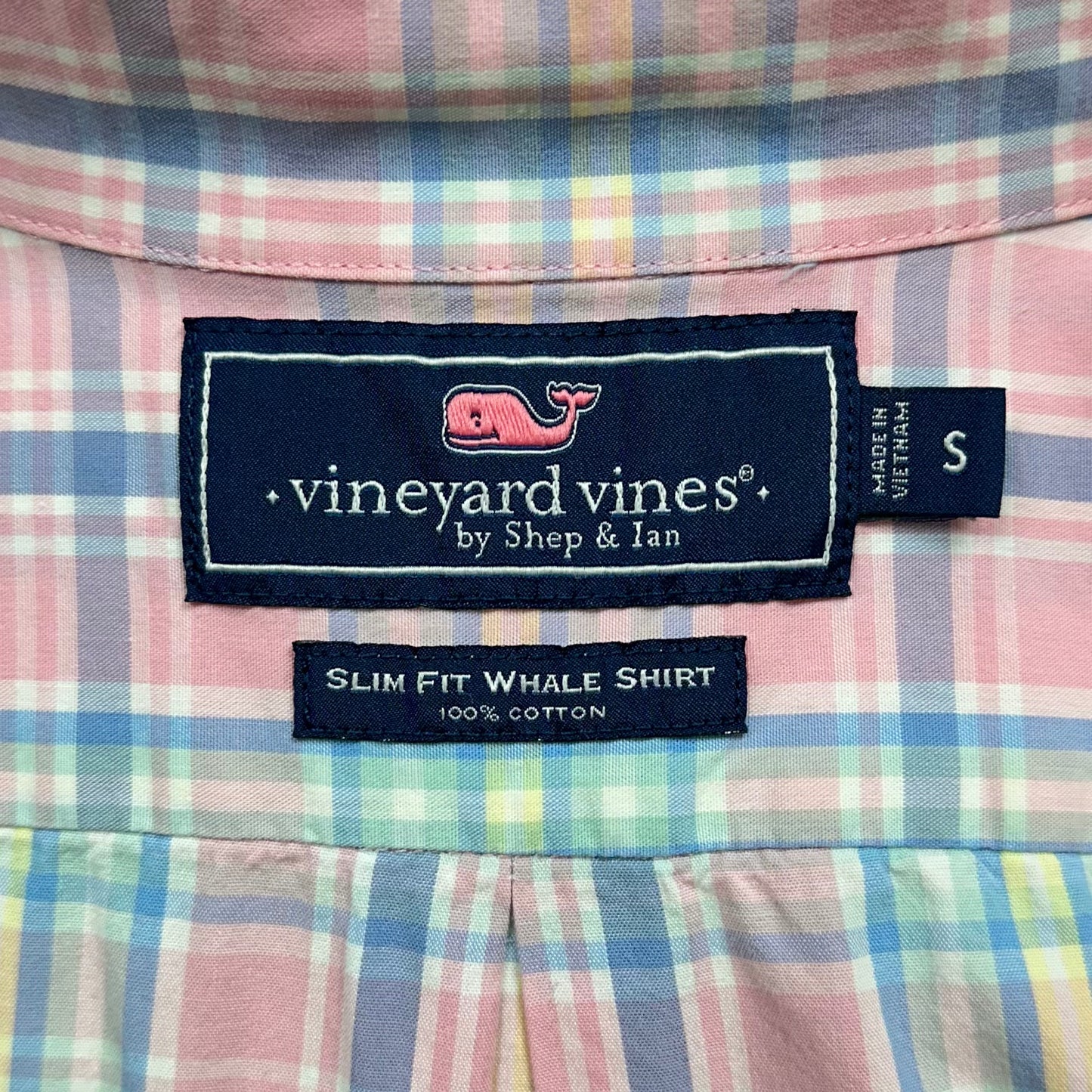 Camisa de botones Vineyard Vines 🐳 color blanco de cuadros en color rosado y celeste Talla S Entalle Slim Fit