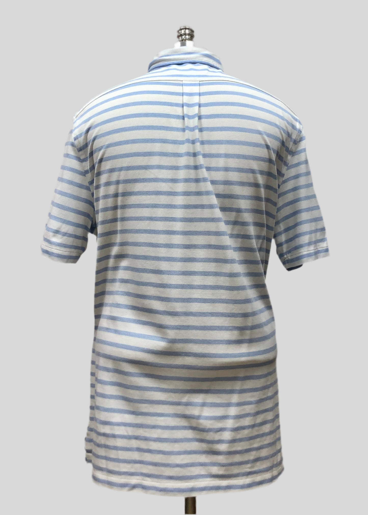 Camiseta Polo Ralph Lauren 🏇🏼 (Knit Oxford) color blanco con rayas en celeste Talla XXL Entalle Regular