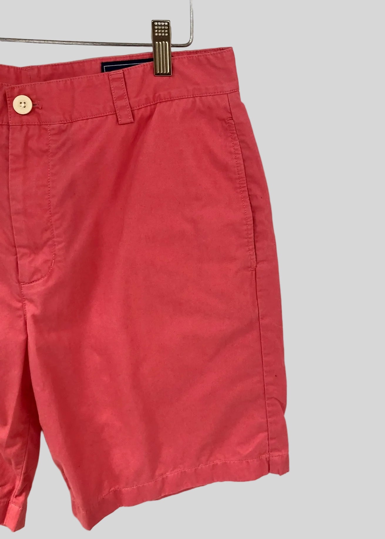 Short Casual Vineyard Vines 🐳 color rosado magenta talla 33