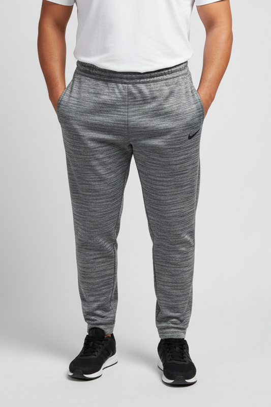 Pantalon Jogger marca Nike ✔️ con diseño degradado en color gris Talla L