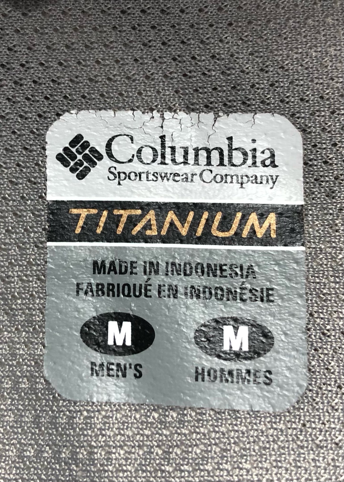 Camisa de botones Columbia 🔹 con patrón de cuadros en color verde oliva y blanco Talla M