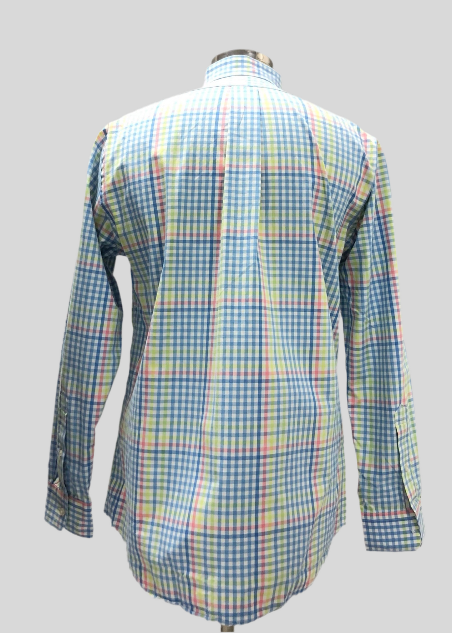 Camisa de botones Vineyard Vines 🐳 color blanco de cuadros en color rosado, verde y celeste Talla M Entalle Slim Fit