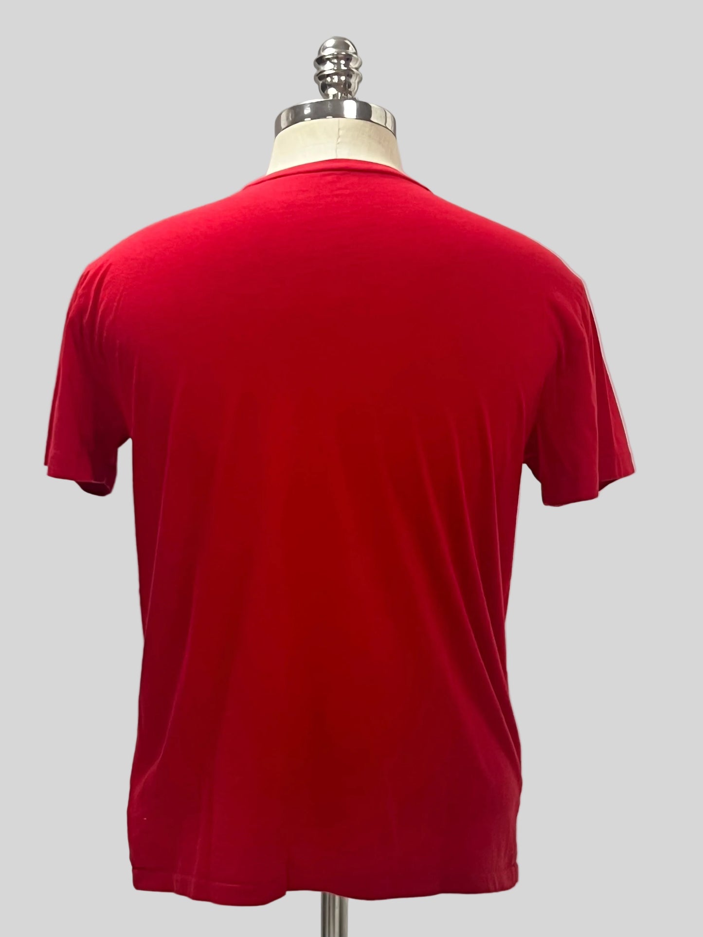 Camiseta cuello redondo Polo Ralph Lauren 🏇🏼 color rojo Talla M Entalle Regular