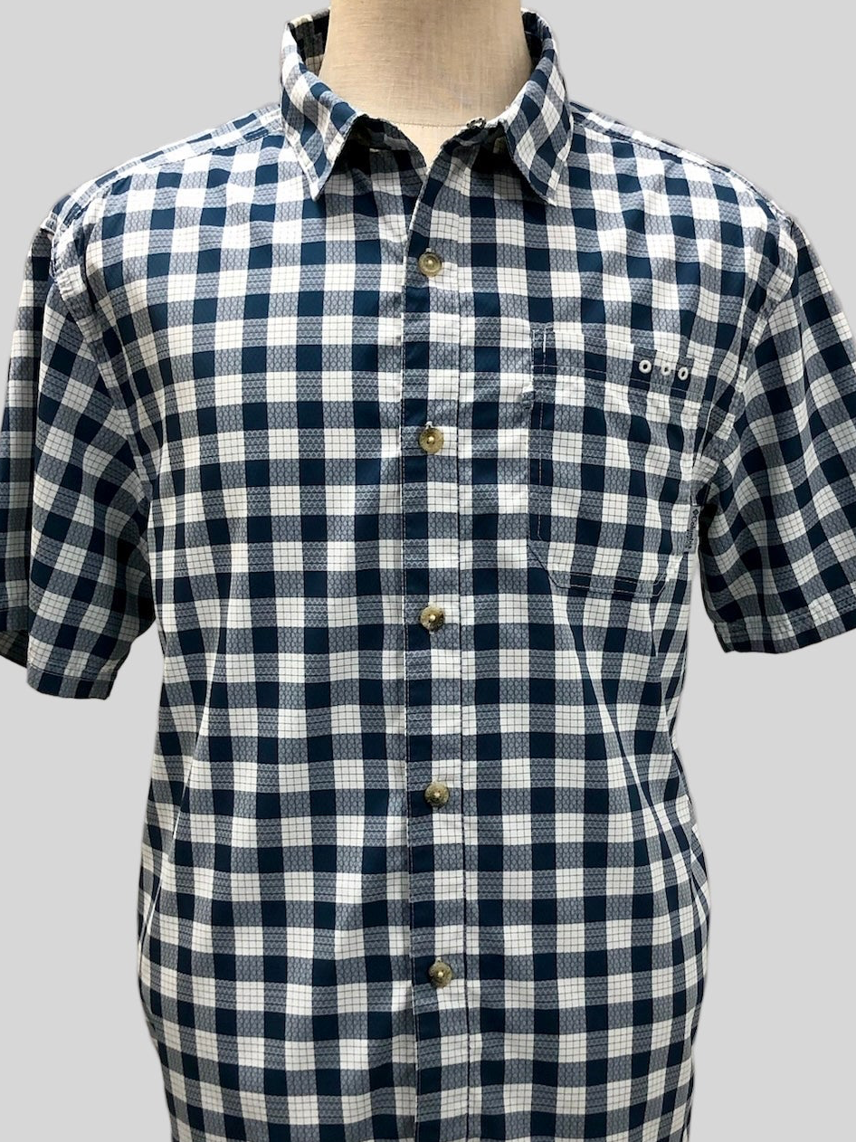 Camisa Columbia 🔹 con patrón de cuadros en azul navy y blanco Manga corta Talla L