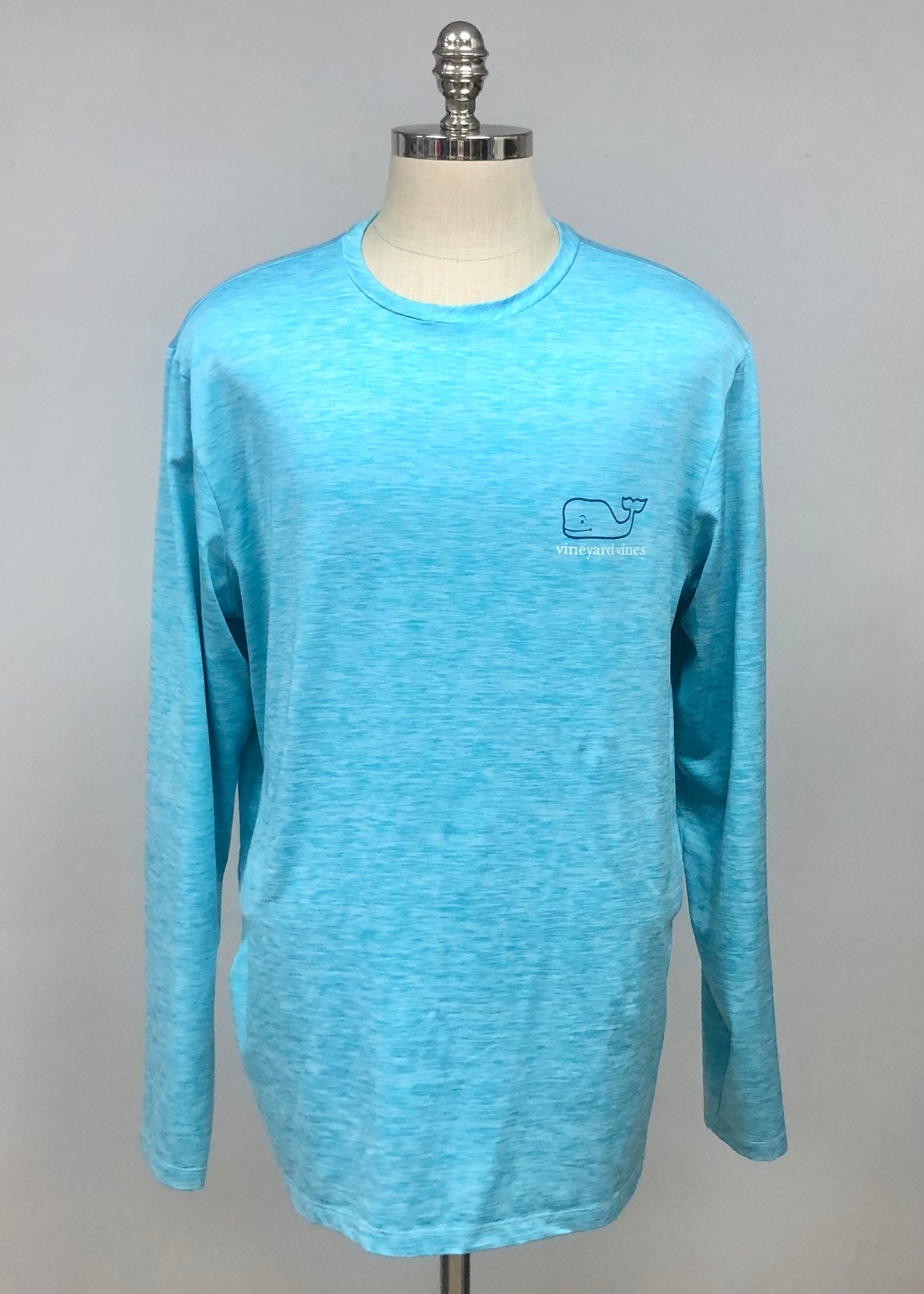 Camiseta cuello redondo Vineyard Vines 🐳 color turquesa con Diseño de ballena en azul navy Talla Large