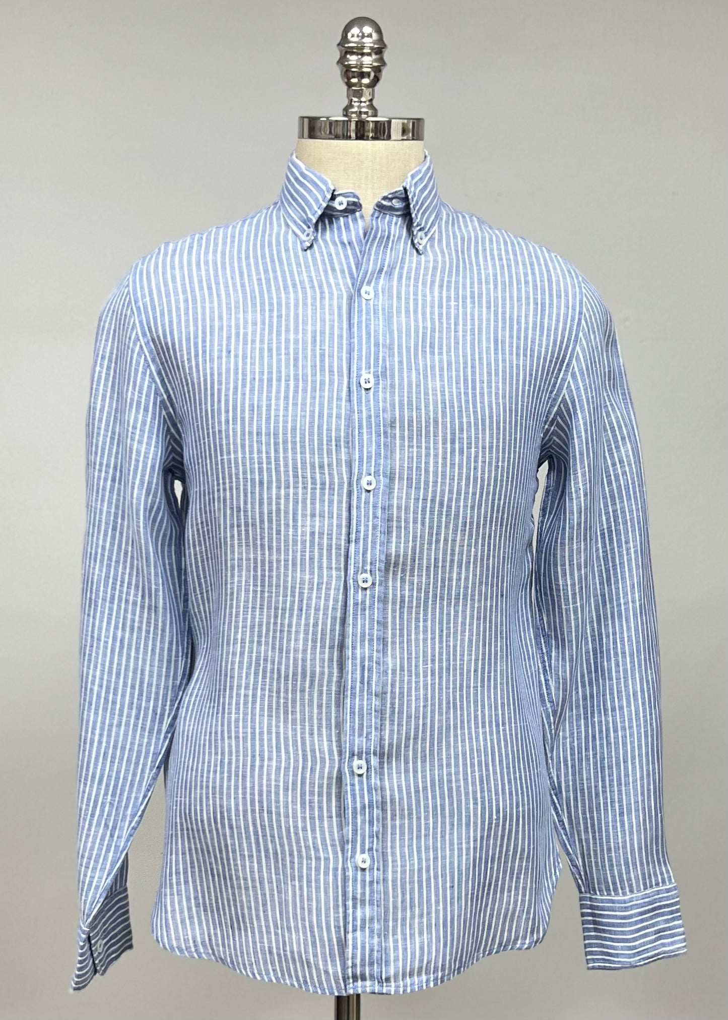 Camisa de botones MNG de Lino con patron de rayas en color celeste y blanco Talla S Entalle Slim Fit