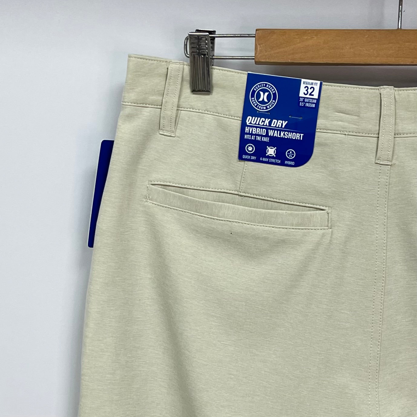 Short Híbrido Hurley 🏄🏽‍♂️ color beige Tela Performance Entalle clásico talla 32