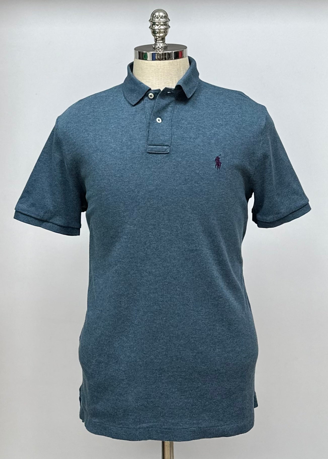 Camiseta Polo Ralph Lauren 🏇🏼 color azul grisáceo Talla M Entalle Regular