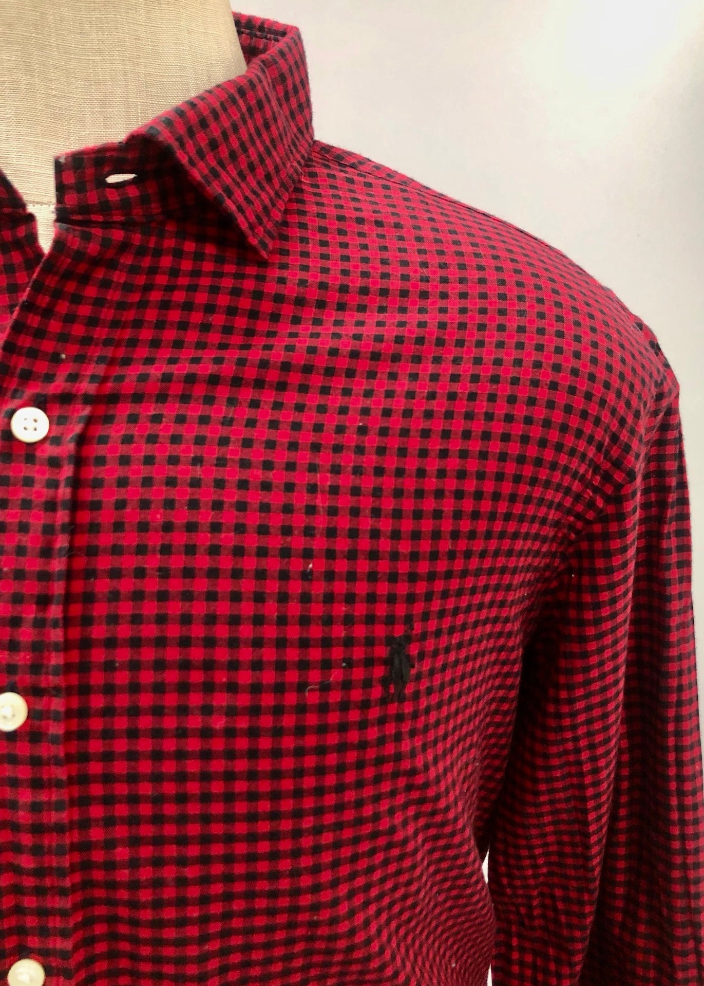 Camisa de botones Polo Ralph Lauren 🏇🏼 de cuadros gingham rojo y negro Talla XL Entalle Regular