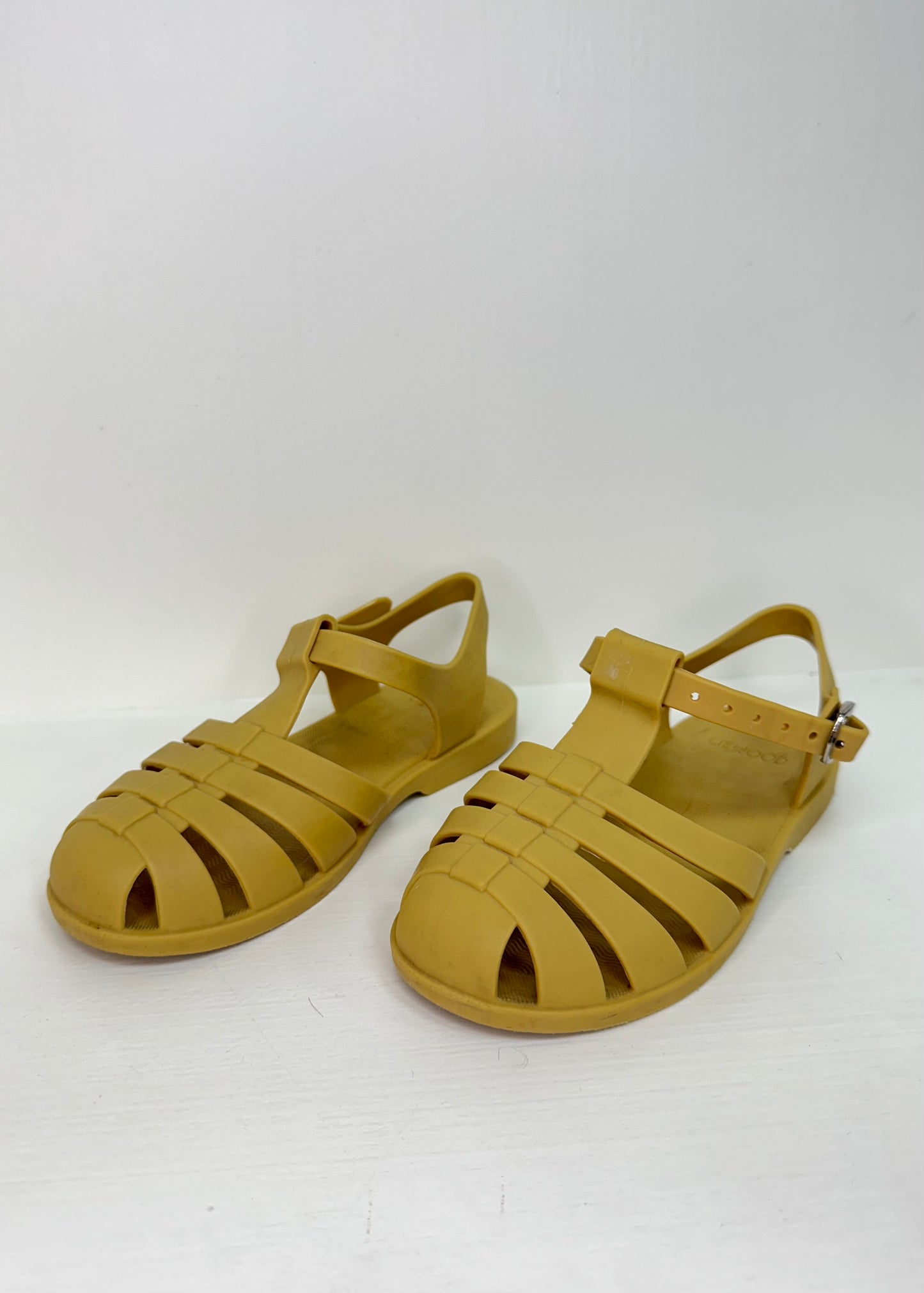 Sandalias de niña Liewood🎠 Color mostaza Talla 12