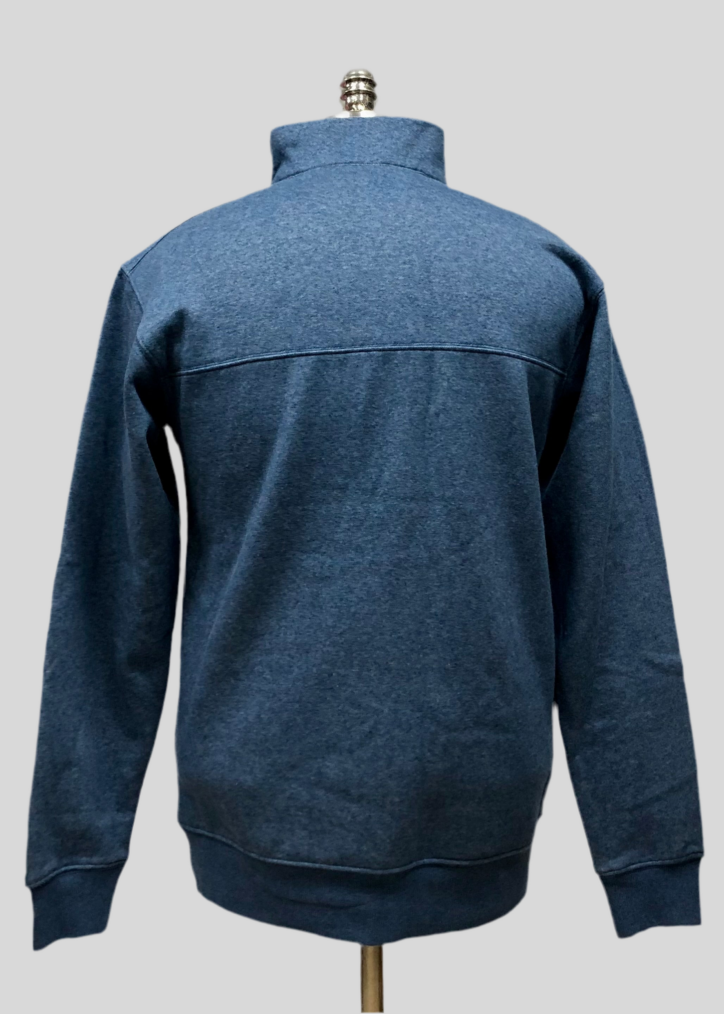 Sueter Jersey Columbia 🔷 color azul grisáceo y logo en color gris Talla S