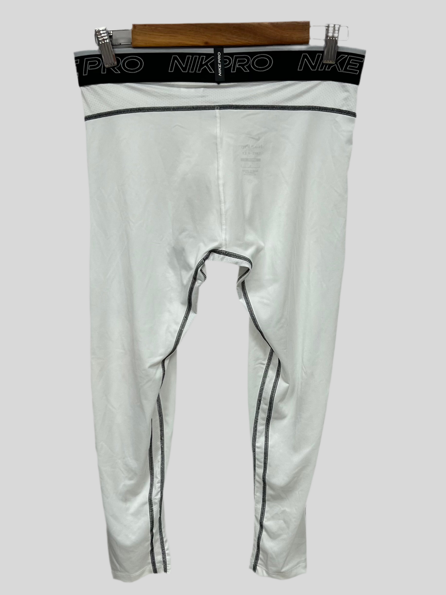 Mallas de entrenamiento Nike ✔️ Pro Dri-FIT para hombre en Color blanco y cintura en negro Talla L, XL y XXL