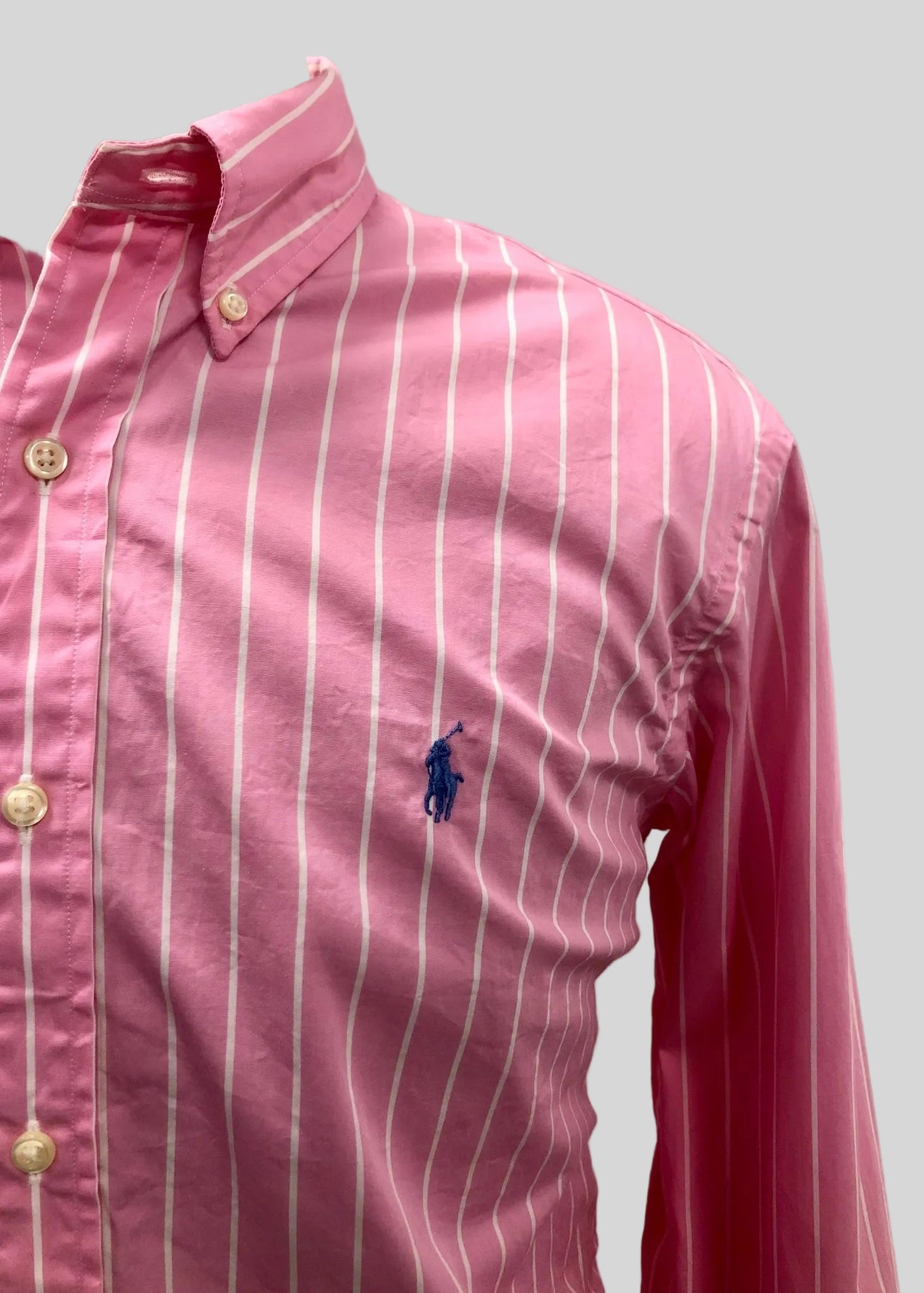 Camisa Polo Ralph Lauren 🏇🏼 de rayas en color rosado y blanco Talla L Entalle Regular