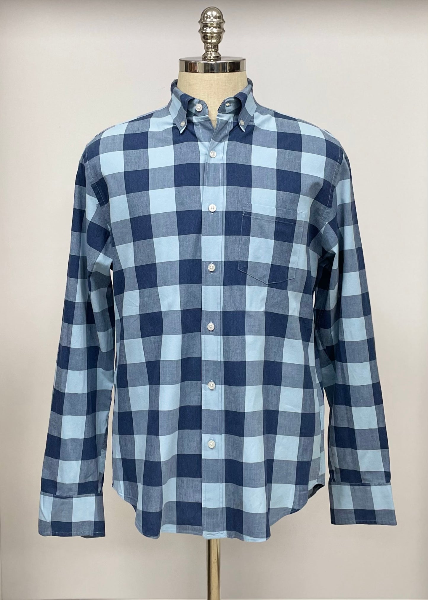 Camisa J.Crew 🇺🇸 con patrón de cuadros en color celeste y azul Talla M Entalle Regular